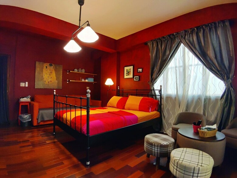 Hotel Daguli's Home