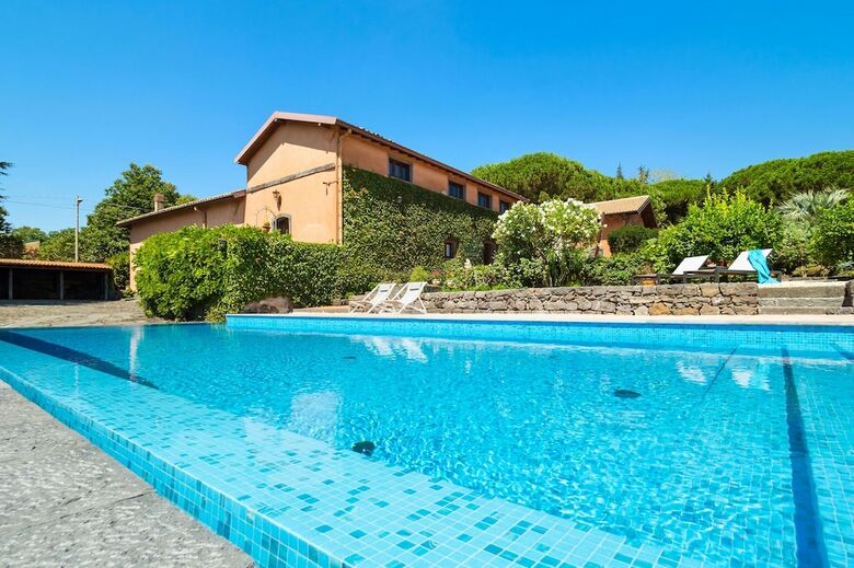 Villa Palmento La Rosa