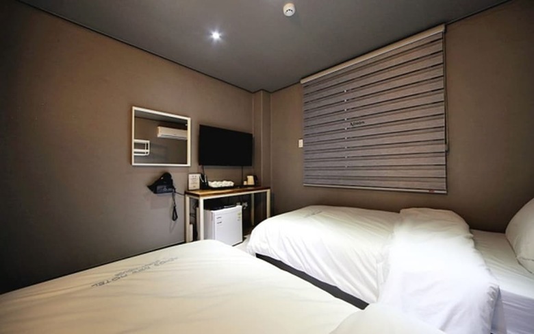 Hostal Adios - Hostel