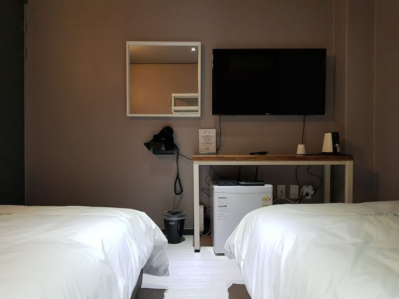 Hostal Adios - Hostel