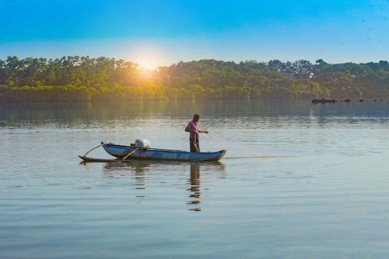 Chari Lake Hotel