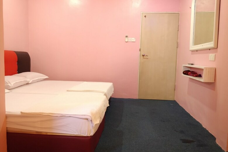Hotel Oyo 89984 Noris Wang Homestay