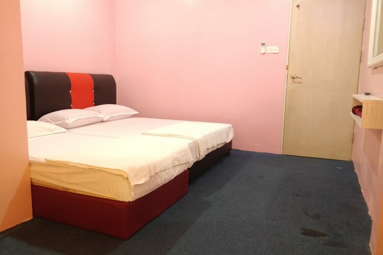 Hotel Oyo 89984 Noris Wang Homestay