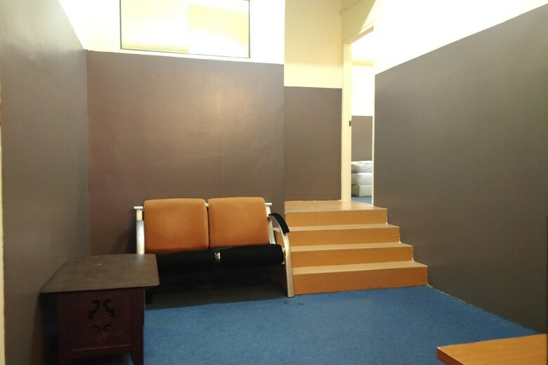 Hotel Oyo 89984 Noris Wang Homestay