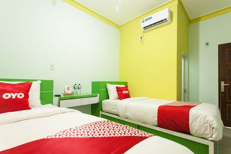 Hotel Oyo 1763 Dinda Residence