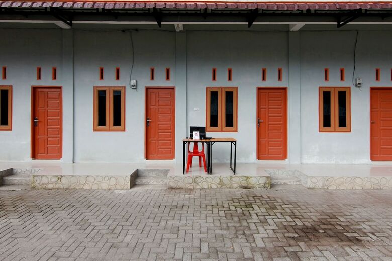 Hotel Oyo 1440 New Sejarah
