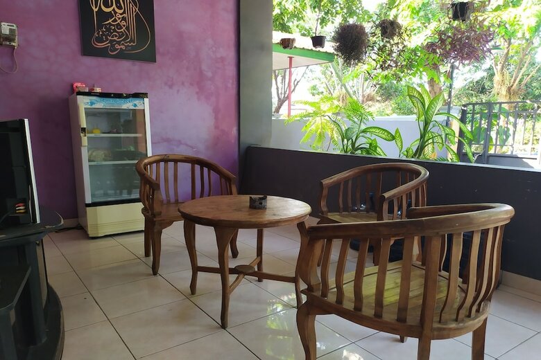 Hotel Yulia Guesthouse
