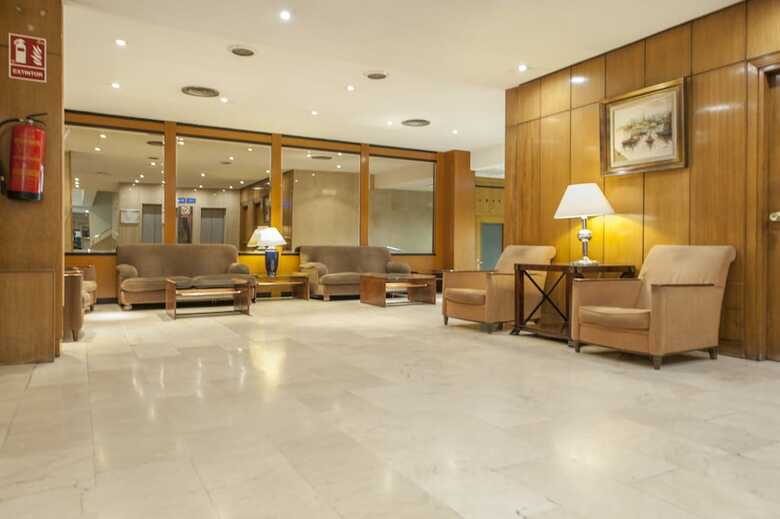 Apartamentos Plaza de Castilla III
