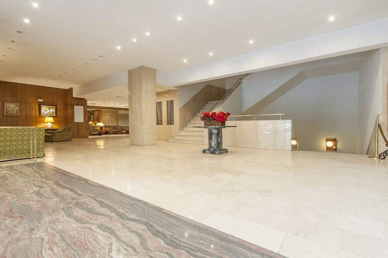 Apartamentos Plaza de Castilla III