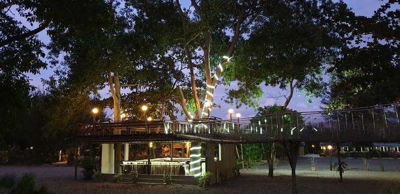 Hotel Dedsaan Beach Village