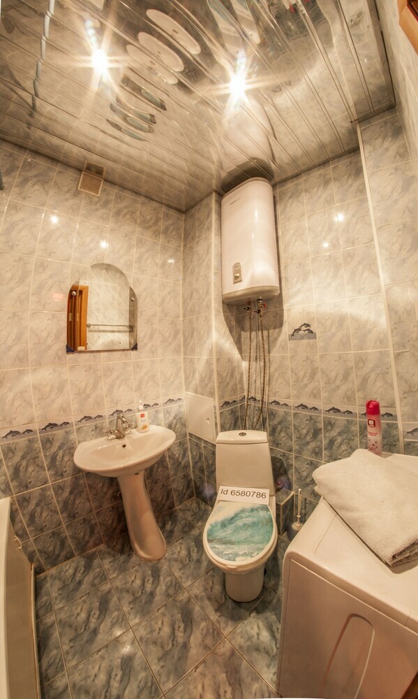 Apartment On Melnichnaya 8