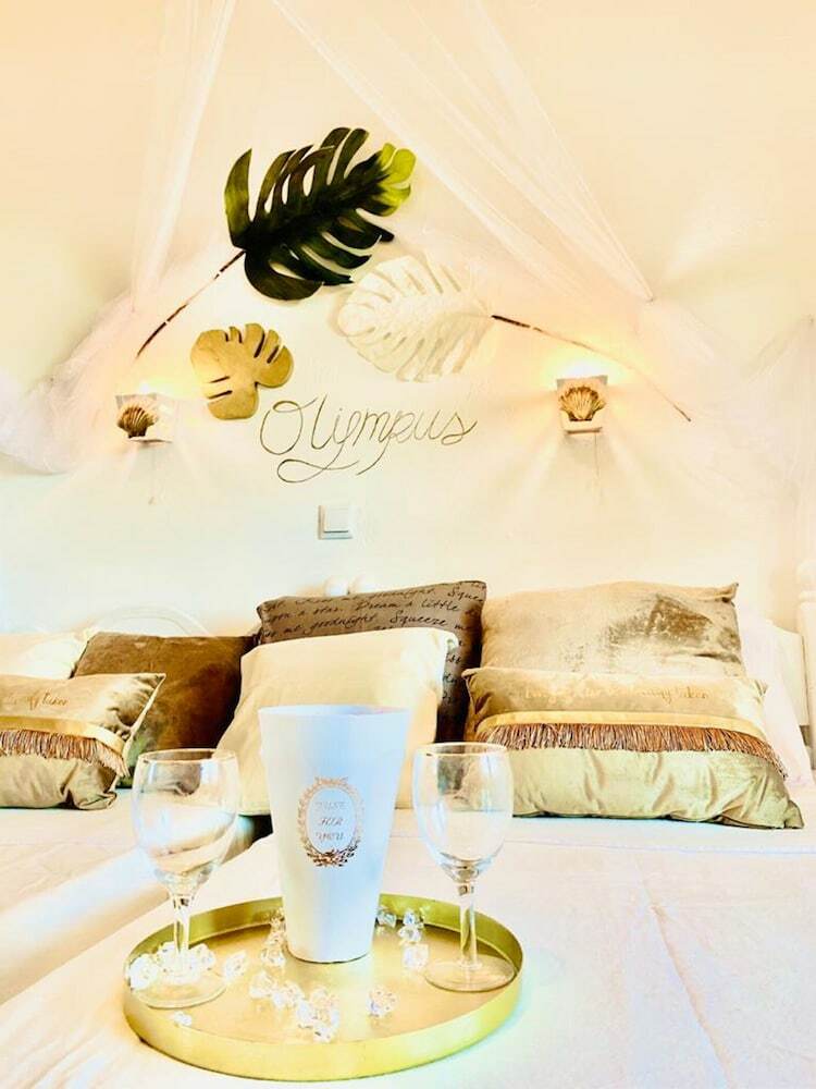 Ninfa Garden - Studios & Apartments