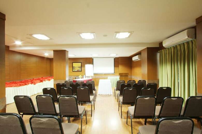 Riverview Hotel