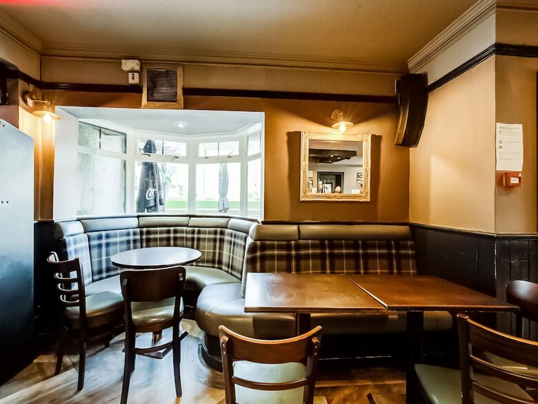 Oyo Lomond Park Hotel