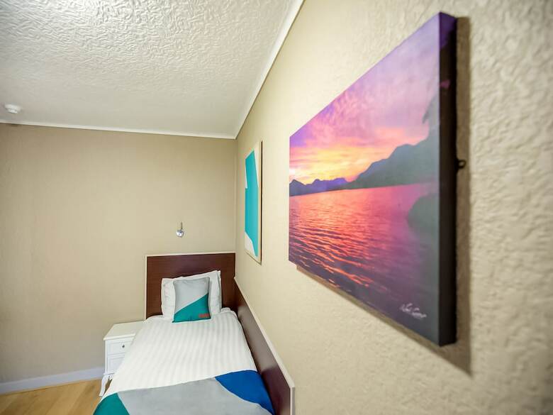 Oyo Lomond Park Hotel