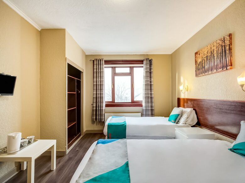 Oyo Lomond Park Hotel