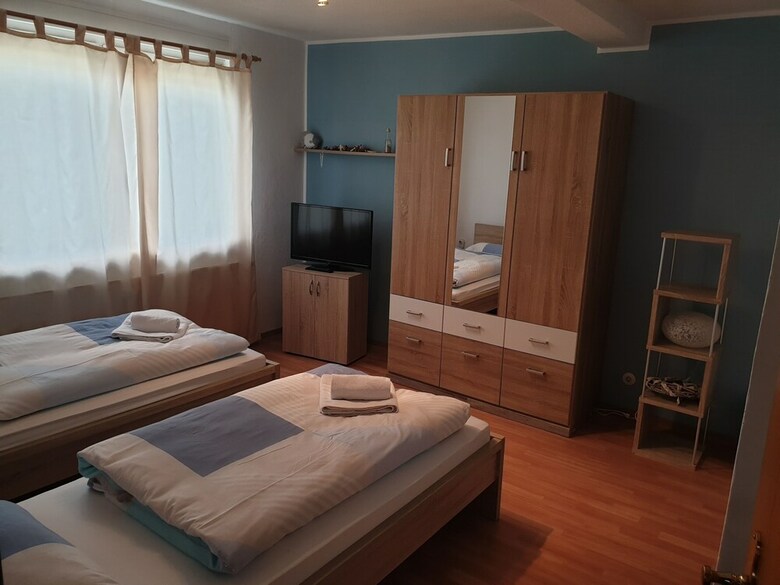 Hotel Pension Zum Adler