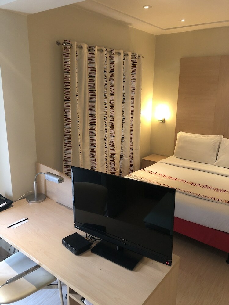 Hotel Avalon Courtyard
