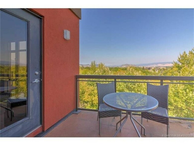 One Of A Kind, Top Floor Apartment At Playa #632
