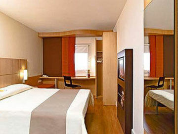 Hotel Ibis Porte D'orleans