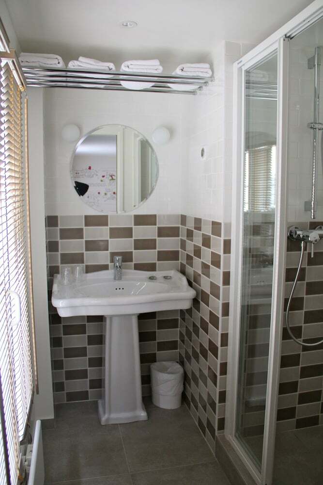 Hotel Les Trois Poussins