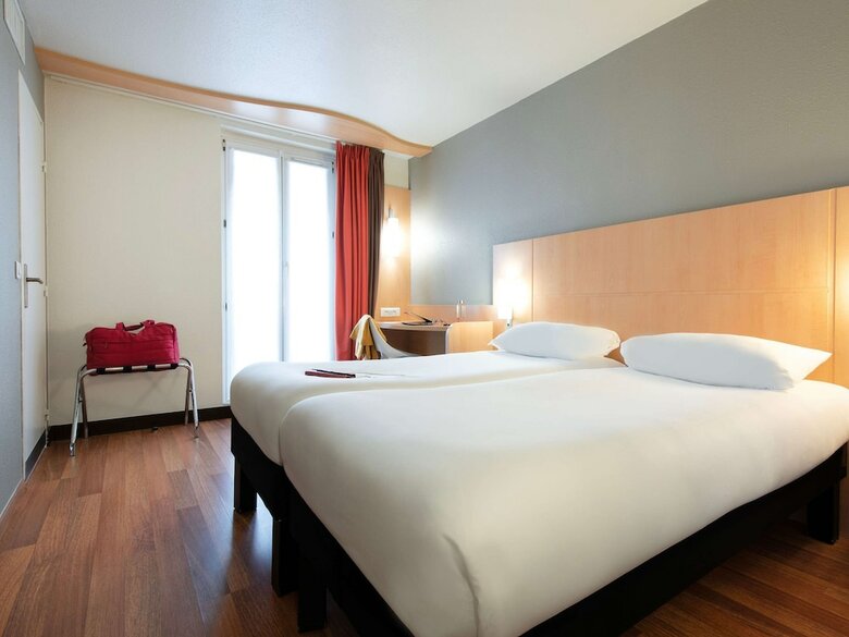 Hotel Ibis Paris Opera La Fayette