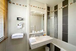Hotel Quality Rueil La Defense
