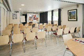 Hotel Quality Inn Nanterre(.)