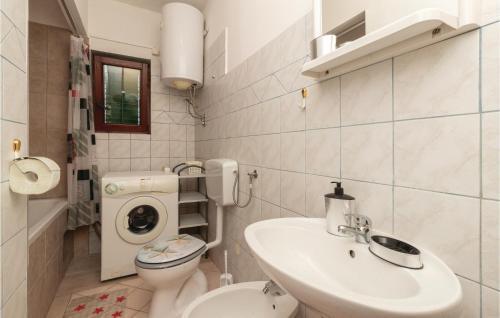 Apartment Branimira Gusica Cr