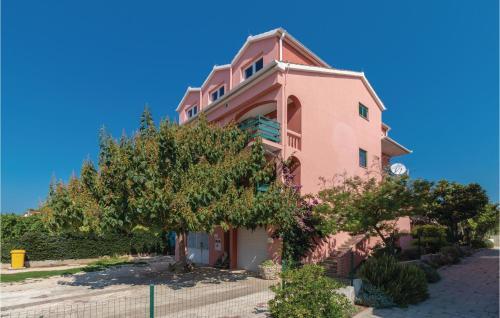Apartment Branimira Gusica Cr
