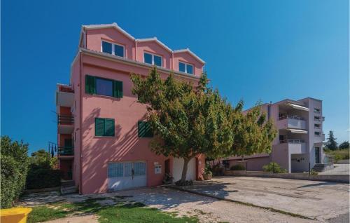 Apartment Branimira Gusica Cr