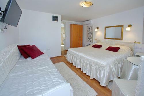 Apartments Brankica
