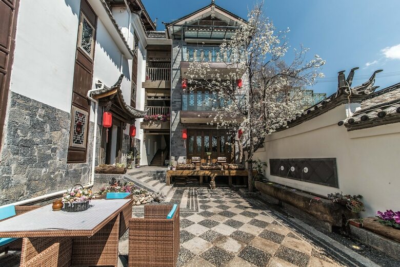Floral Hotel Yun XI Lijiang