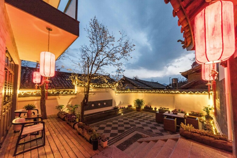 Floral Hotel Yun XI Lijiang