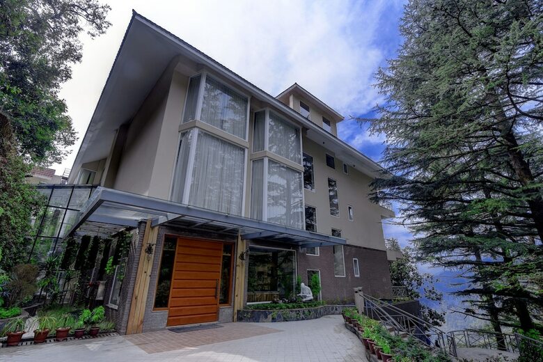 Hotel Yog Wellness By Amritara