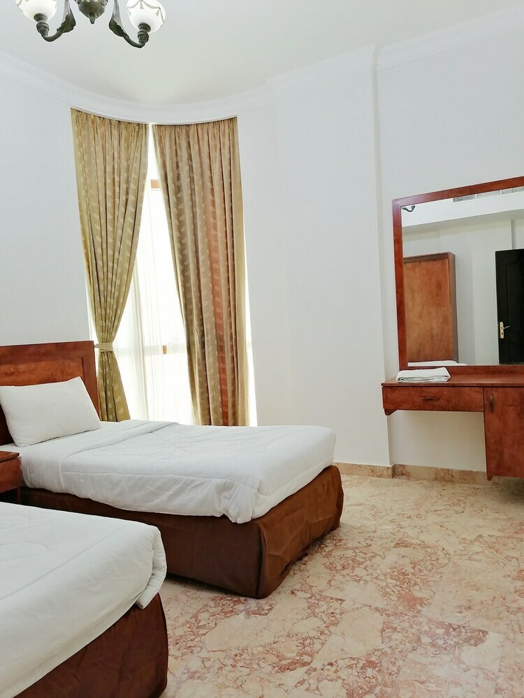 Aparthotel Al Jabriya Suites 1