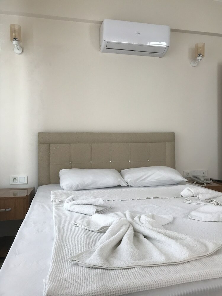 ?kizler Apart Otel