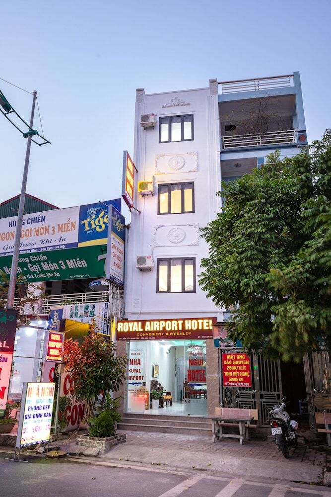 Royal Airport Hotel - Convenient & Friendly