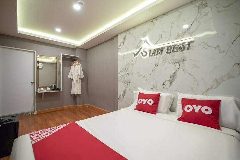 Hotel Oyo 455 Siam Best 2