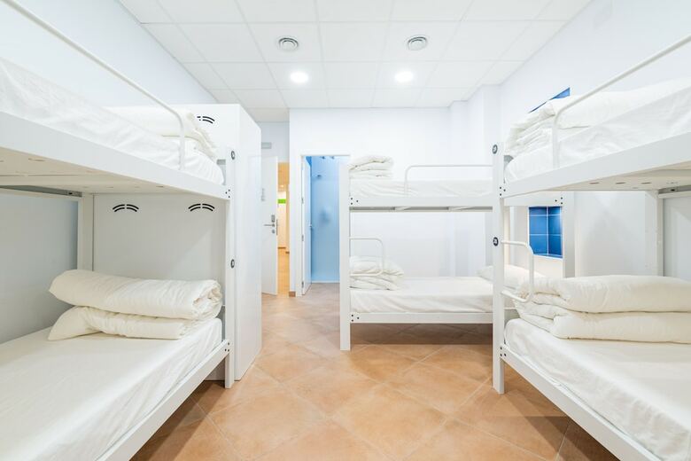 Hostal Benarrab� Hostel
