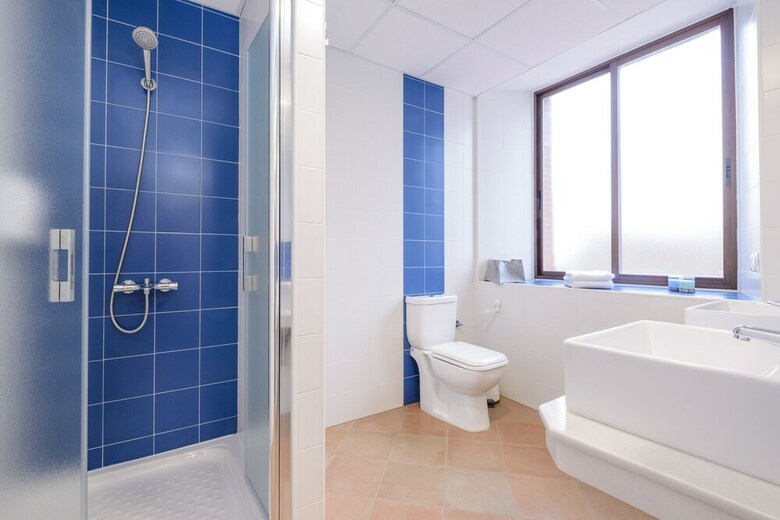 Hostal Benarrab� Hostel
