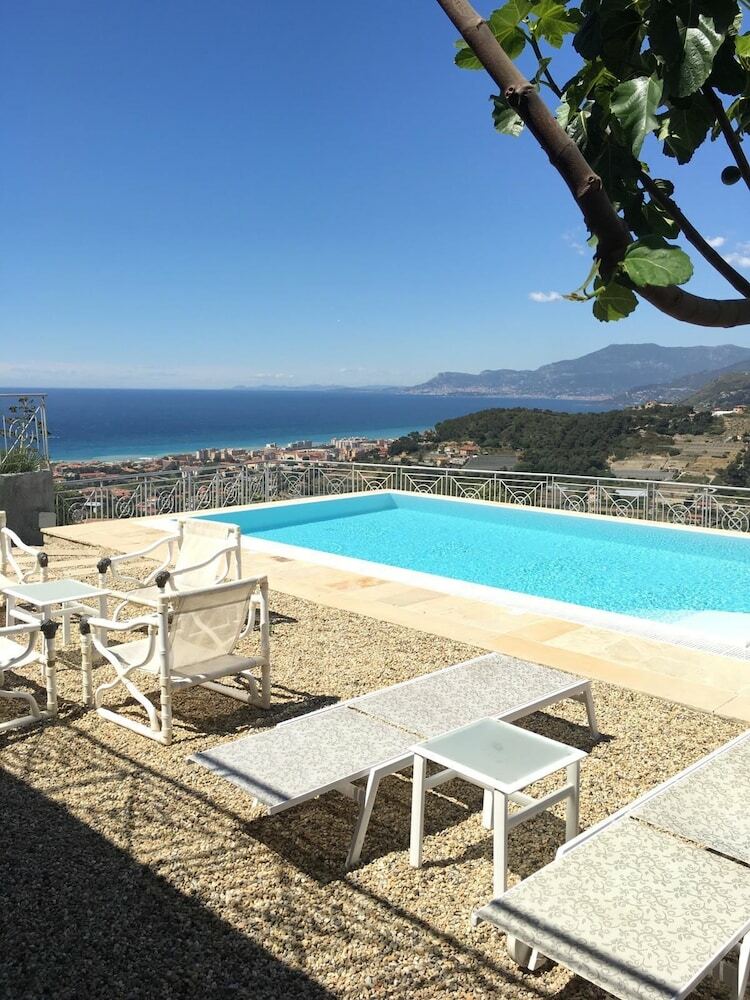 Bed & Breakfast La Finestra Sul Mare