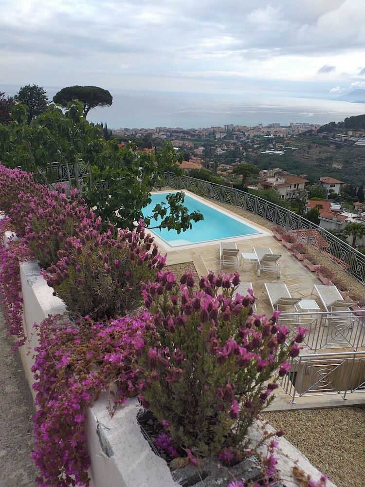 Bed & Breakfast La Finestra Sul Mare