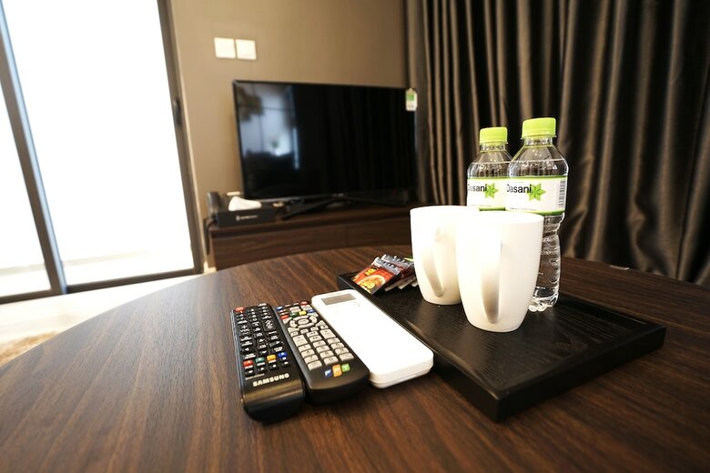 Aparthotel The First Stay Hotel