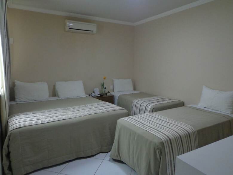 Serra Plaza Hotel