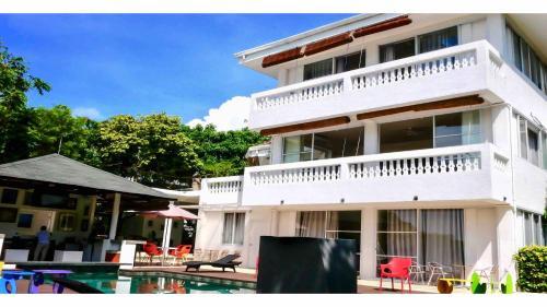 Hotel Gabi Leaf