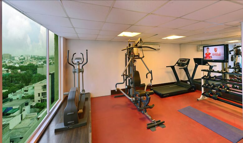 Hotel Leisure Inn West Gurgaon