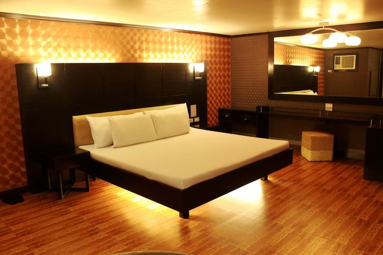 Hotel 2016 Manila