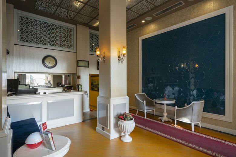 Moss Suites Hotel