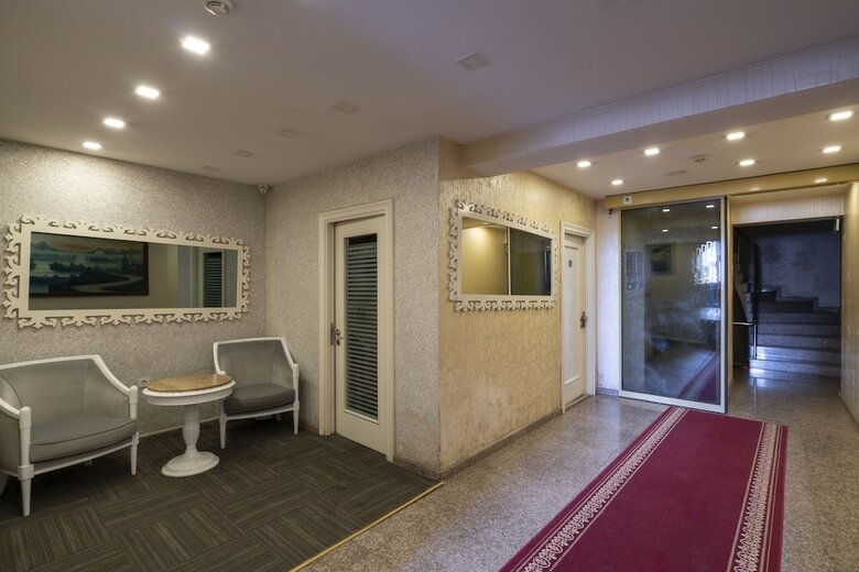 Moss Suites Hotel